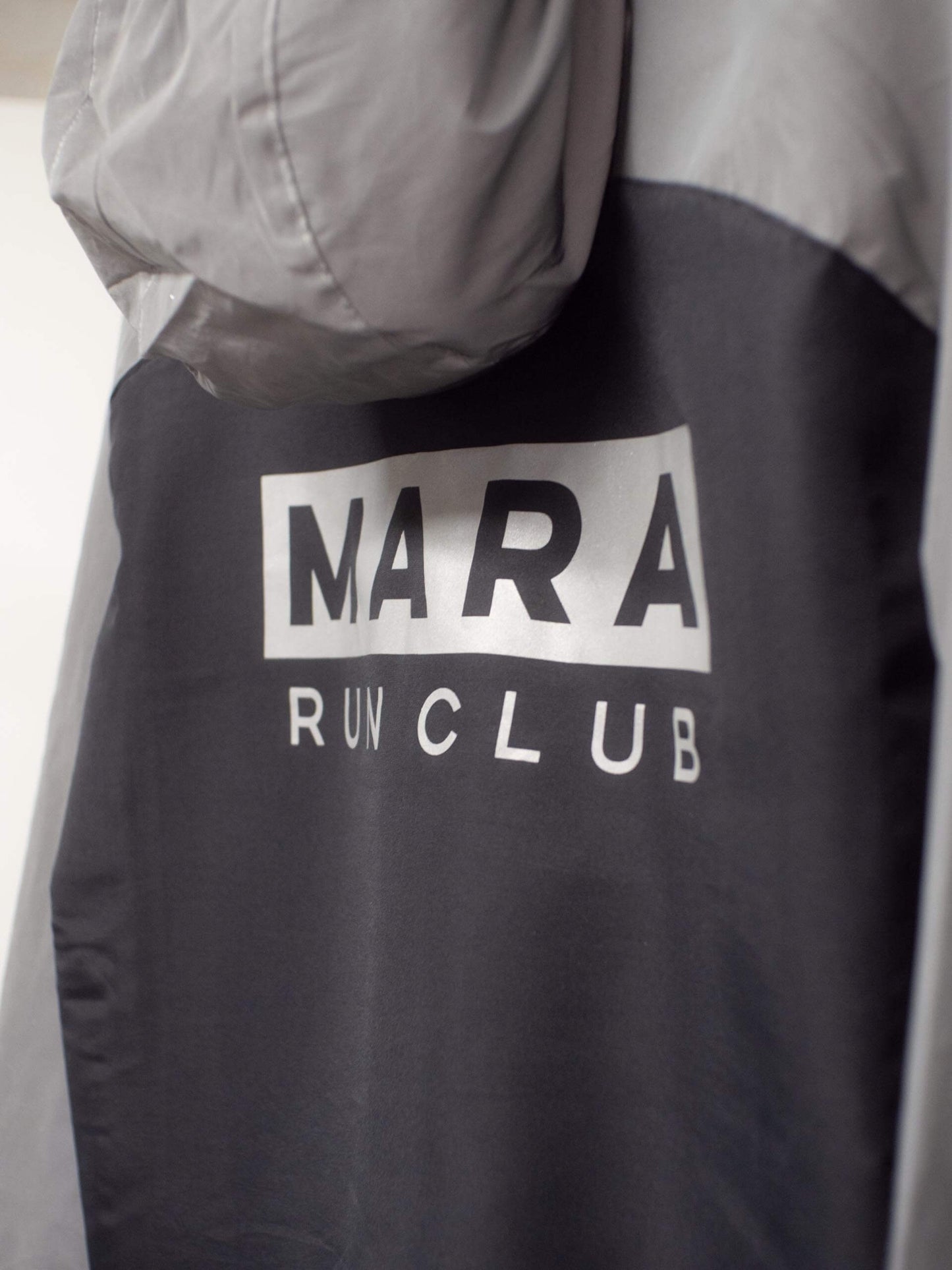 Reflective Running Jacket | MARA RC