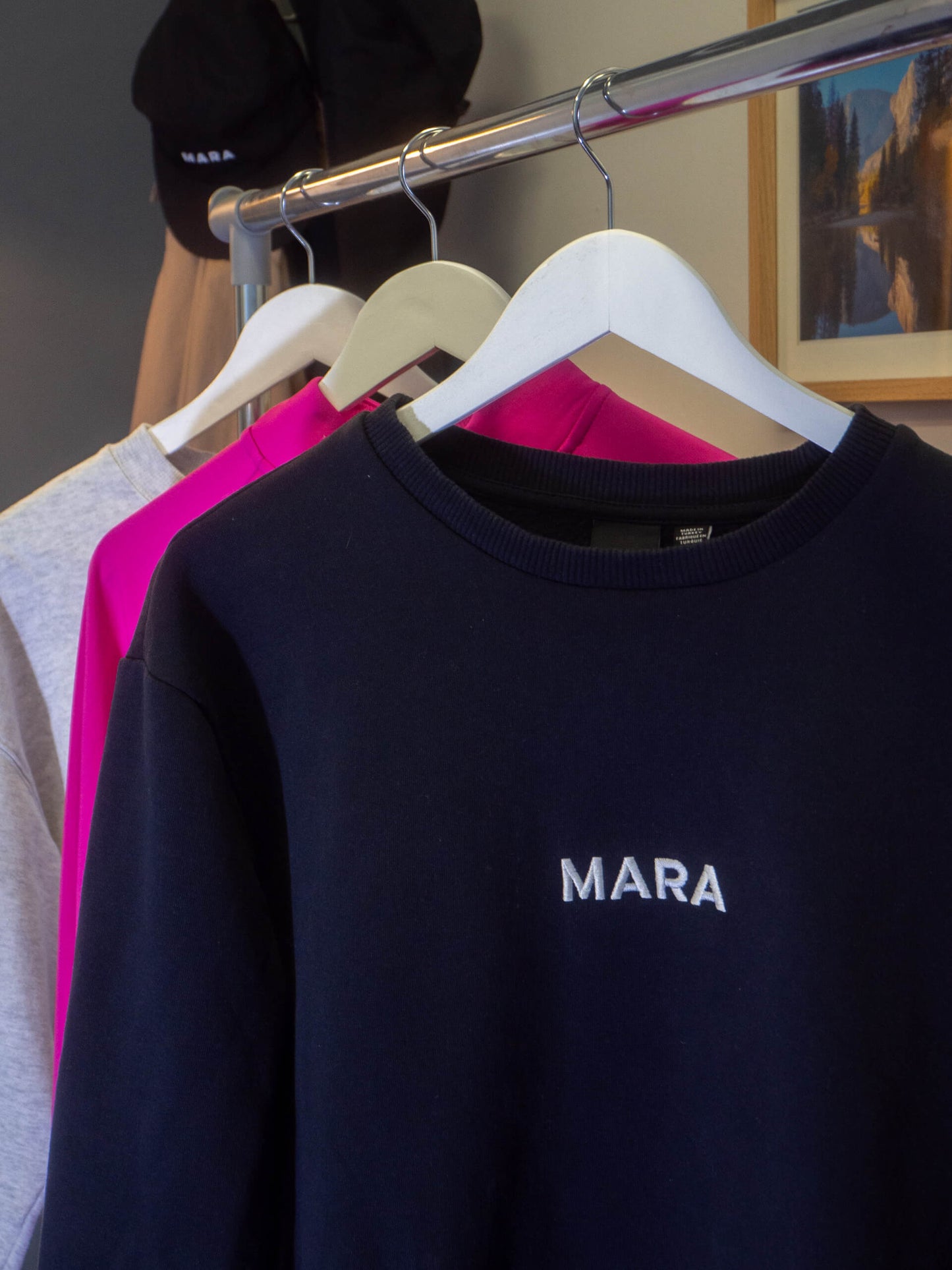 MARA Long-sleeve Sweatshirt