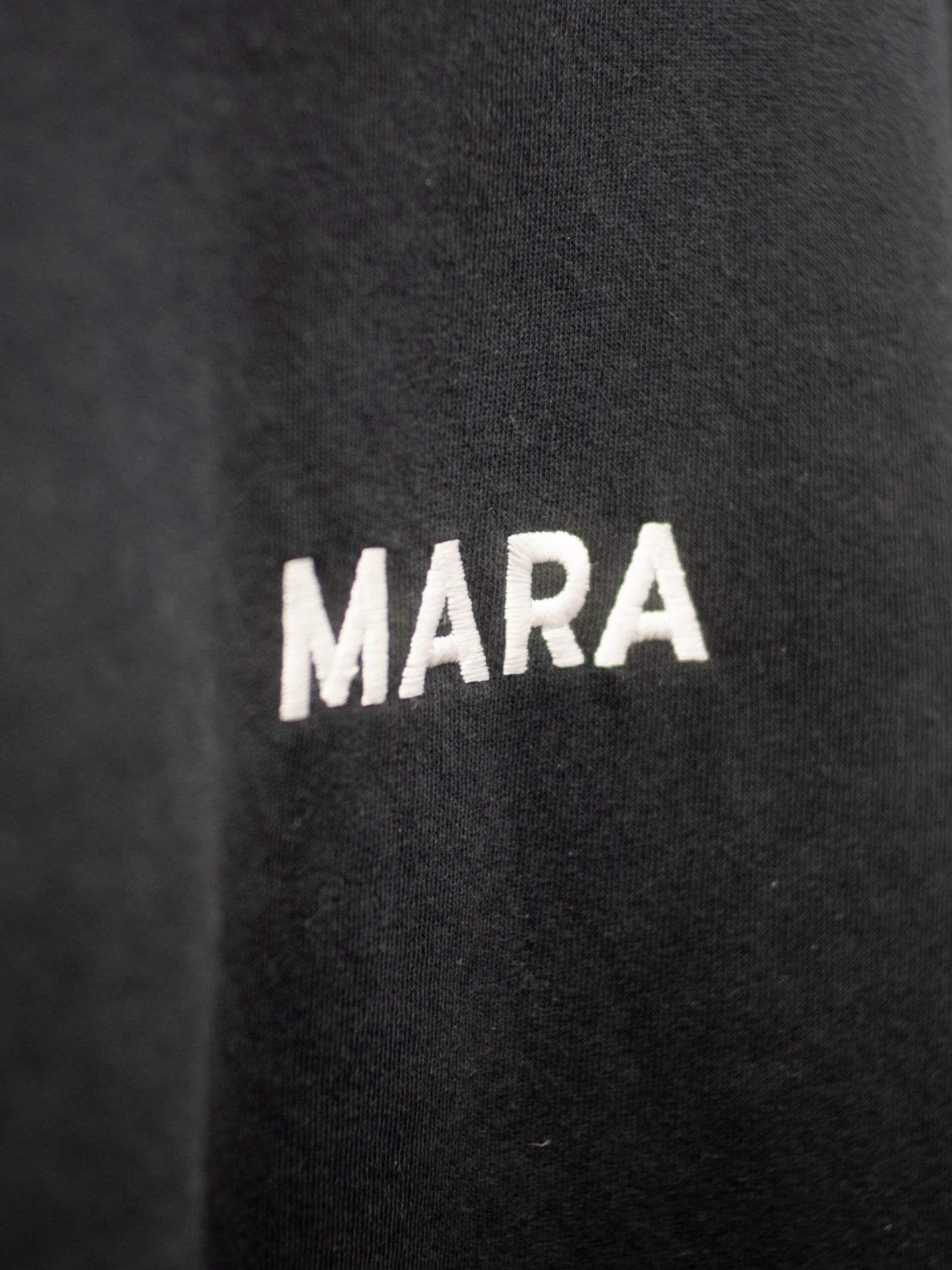 MARA Long-sleeve Sweatshirt